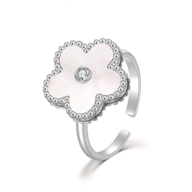 Blossom / Ring Pearl Silver