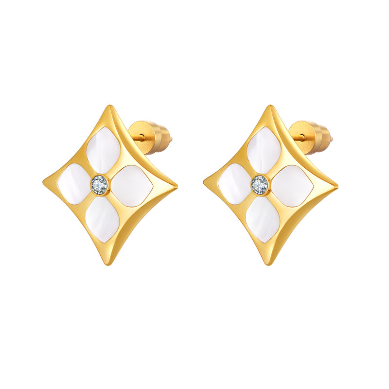 Layla / Earrings Pearl Gold