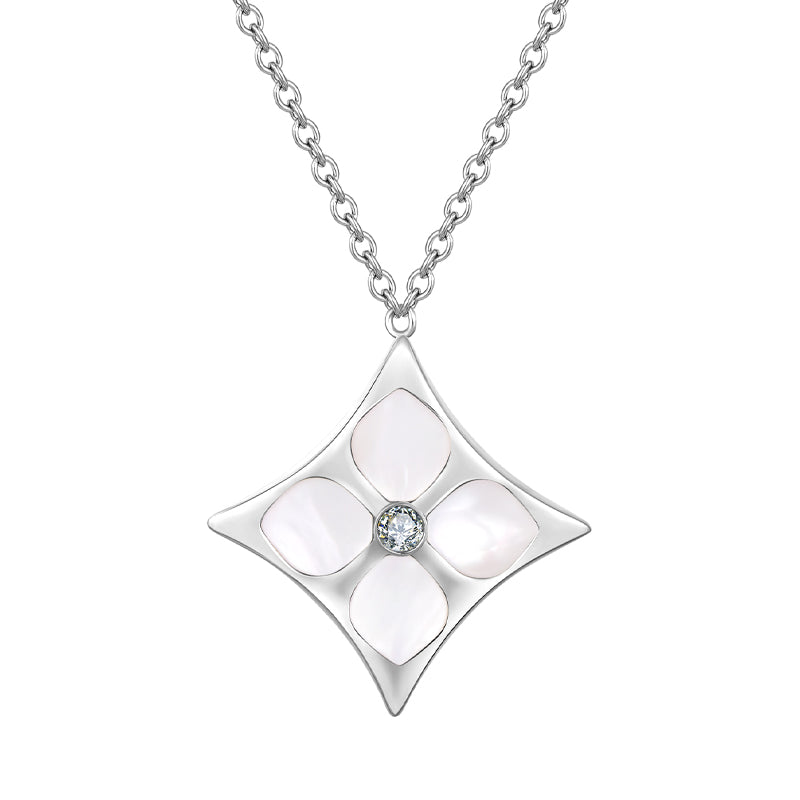 Layla / Necklace Pearl Silver