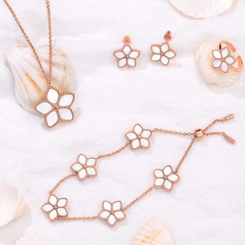 Starfish / Necklace Pearl Rose Gold