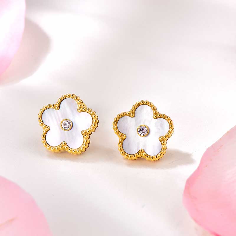 Blossom / Earrings Pearl Gold