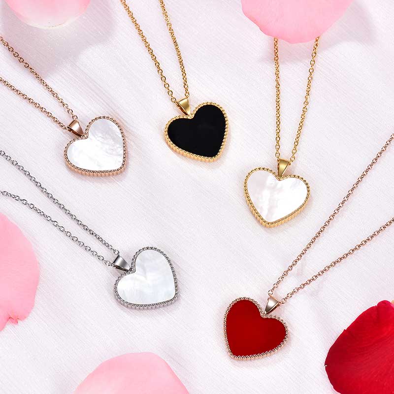 Hearts / Necklace Black Gold