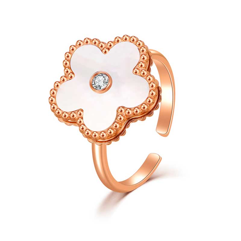 Blossom / Ring Pearl Rose Gold